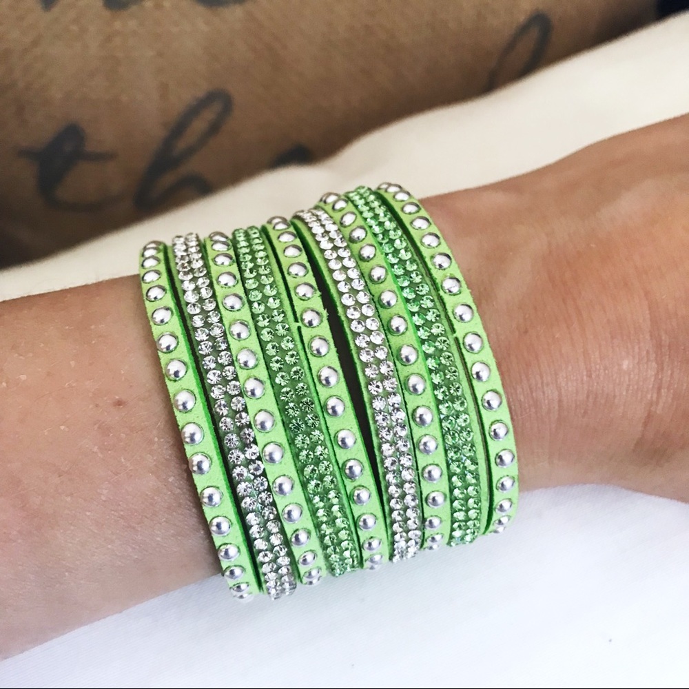 🎀 NEW • Green Crystal Vegan Leather Bracelet • - Picture 3 of 7